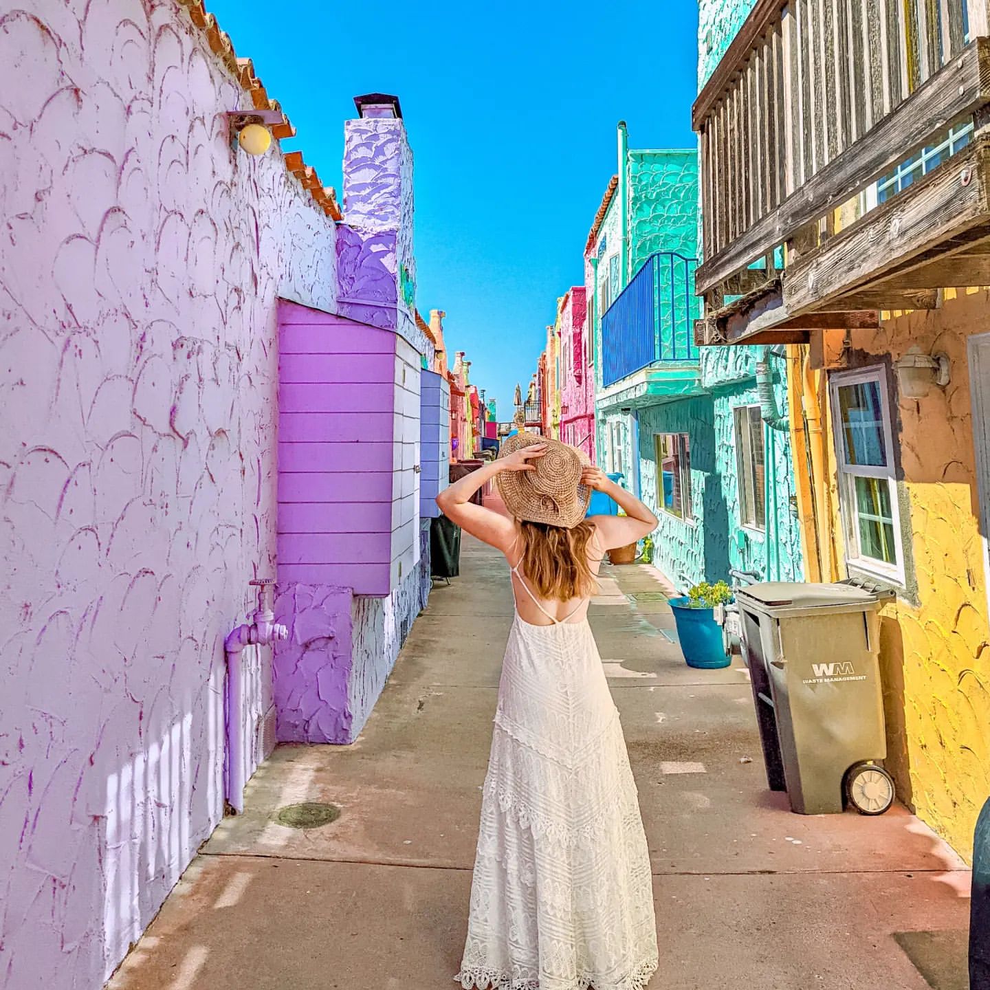 Minimal and geometric style moodboard